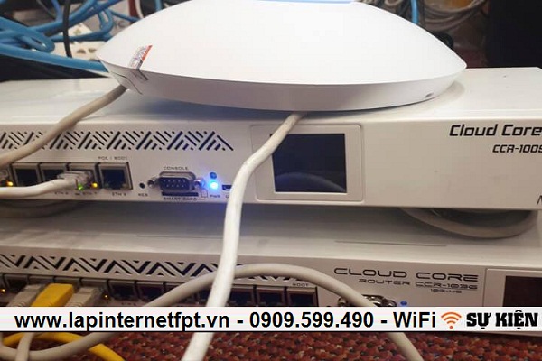 Cho thuê thiết bị wifi công suất cao cho sự kiện